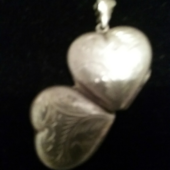 Necklace - Picture 5 of 5